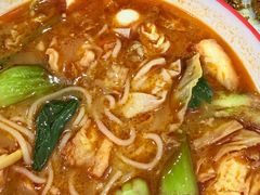 -二钢串叔麻辣烫(华龙大厦店)