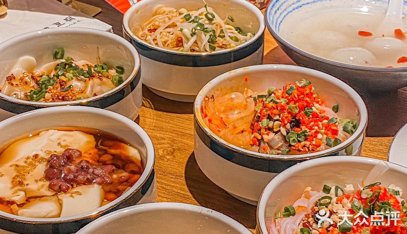 没想到日月的陈麻婆升级后加入了成都名小吃