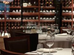 -Wolfgang’s Steakhouse 沃夫冈牛排馆(上海白玉兰广场店)