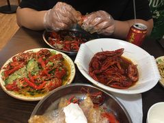 -虾蟹阁小龙虾大闸蟹(文明路店)