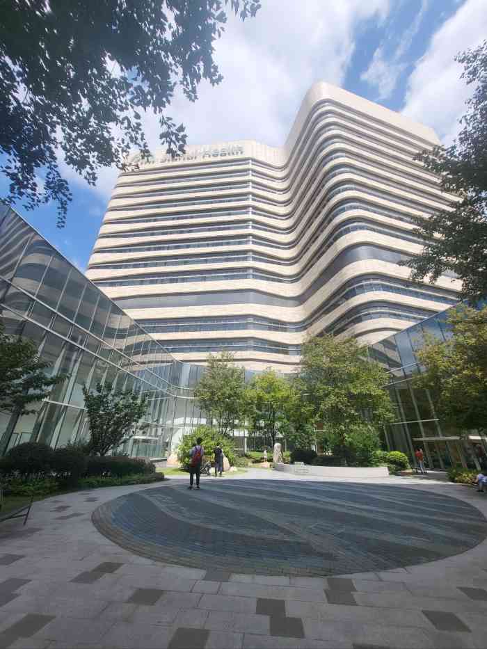 上海嘉会国际医院-"预约了打hpv疫苗,因为前面一个人来晚了.