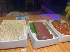 -小小河边鱼(天润城店)