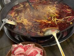 -黄潇洒老火锅(九眼桥宏济巷店)