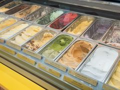 -Inside Scoop Suria KLCC