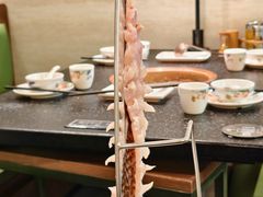 -得意咚瓜·顺德鱼生·冬瓜火锅(深圳首店)