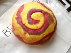 -焙丽拾光(麦凯乐直营店)