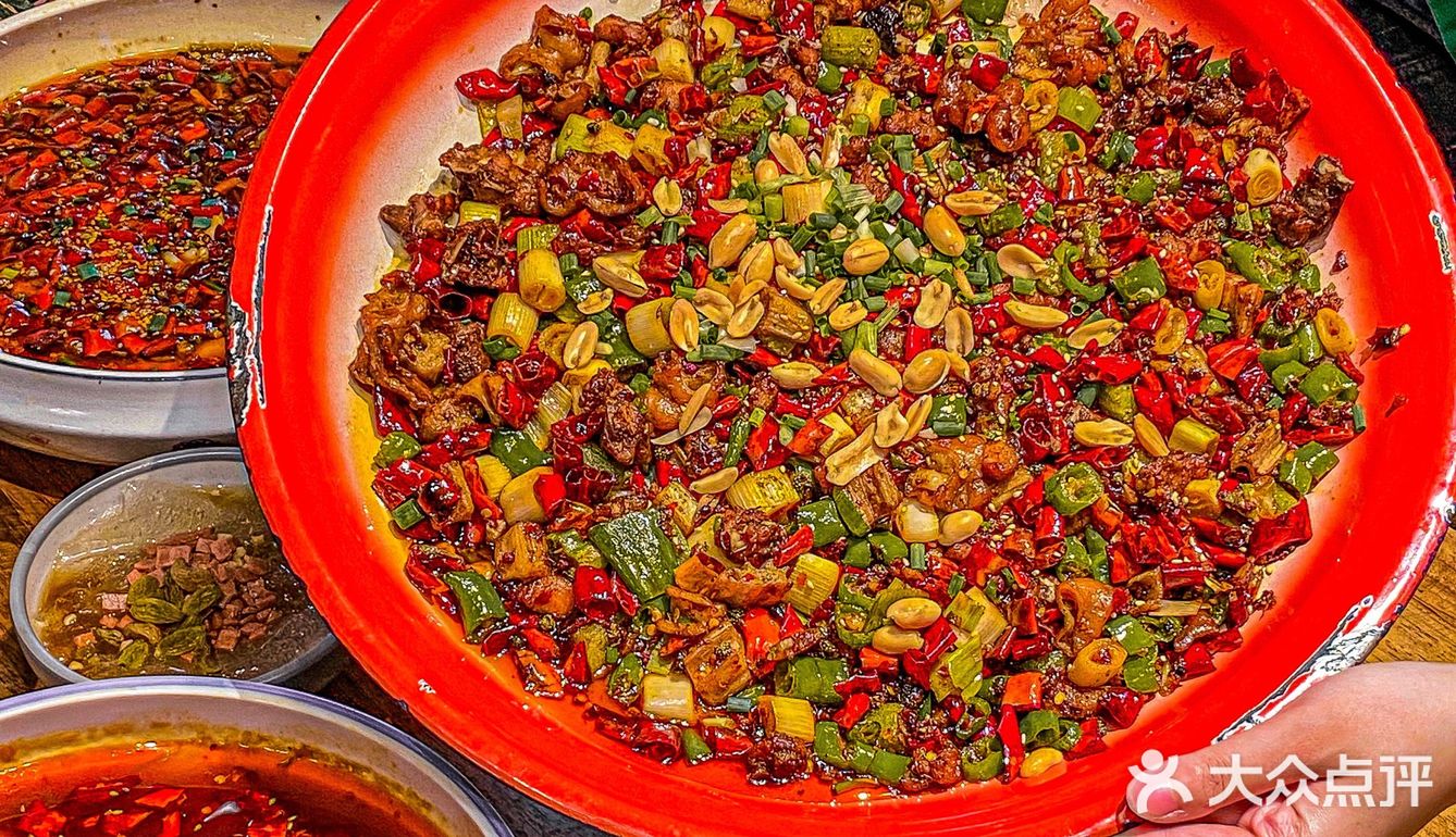 长沙我谢谢你！555终于让我吃到了正宗的川菜！！