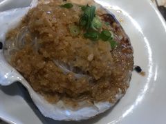 蒜蓉粉丝扇贝-金太阳海鲜烧烤·本地人餐厅(东纬路旗舰店)