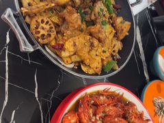 -川流不息·地道川菜·小龙虾(松东路店)