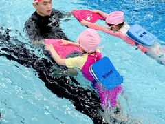 -英派斯健身旗舰店(海信国际中心馆)