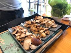 -云朵小院·石锅鱼·野生菌餐厅(蒗放店)