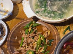 -隔壁老王·家常云南菜(花巷店)