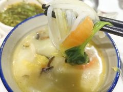 小锅米线-泓0871臻选云南菜·味庄