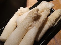 -冰冰龙虾·江湖菜·花园江景餐厅