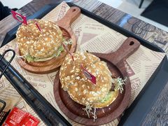 -汉堡双倍·喜鹊堡