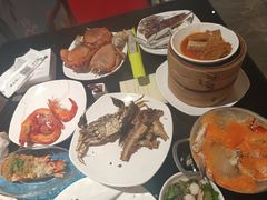 -梅园国际大酒店·自助餐厅(光明港店)