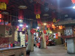 -鱼窝棚柴火铁锅炖(富山屯店)