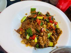 野山椒香菜炒牛肉-老街鱼嘴巴(坡子街老店)