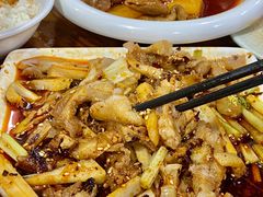 -朱大嘴肥肠血旺(福字街店)