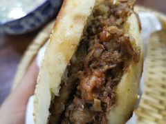 牛肉烧饼（多肉）-穆得·老周家牛肉烧饼(普利街店)