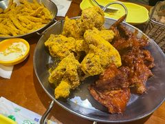 -BHC炸鸡(明洞总店)