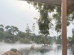 -罗红摄影艺术馆