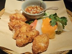 -大头虾越式风味餐厅(光明广场店)