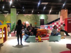 -塔塔王国·主题儿童游乐园(奥城商业广场店)