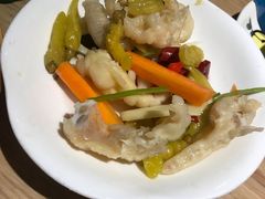 -小鱼小牛·鱼牛干锅·脆鱼火锅(世欧广场店)