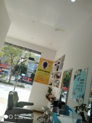 -黑奥秘脱发白发中心