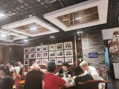 大堂-老兰家传统烧烤炒菜泡馍(小南门店)
