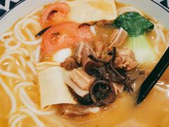 -蒙自源米线大王(信利城市广场店)