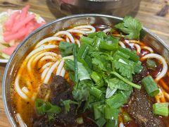 -张家羊肉汤粉小吃店