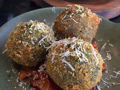 墨鱼芝士饭团-KCOOKING概念韩餐(世茂52+店)