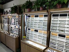 -视野联行眼镜·蔡司·控优点授权(长白万象汇店)