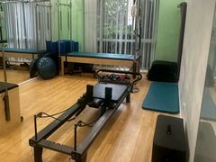 -Isofit 普拉提·婵柔工作室