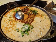 -帅巴人舅母子腊蹄民俗村