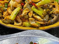 -廖哥泡椒兔(峨眉店)