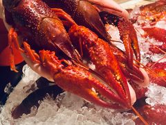 -虾弄弄海派小龙虾·牛羊蝎子火锅