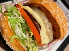 -The Habit Burger Grill 哈比特汉堡(复兴soho店)