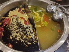-重庆风光老灶火锅城(同德广场店)