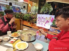 -四季喧黔味豆米火锅(万达广场店)