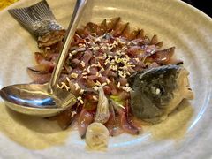 菊花浸鲫鱼-龙桥私厨·姜花菊花过桥鱼·顺德菜(容桂店)