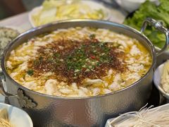 -德林酸菜鱼火锅(南丹店)