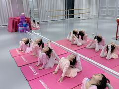 -芭芭拉舞蹈·星星演说家(珠江新城校区)