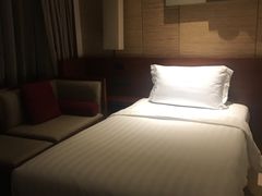 -三亚湾海居铂尔曼度假酒店