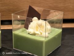 -广州万富希尔顿酒店-感趣自助餐厅·生蚝海鲜刺身