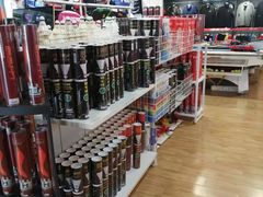 -YONEX苗江运动城(源深店)