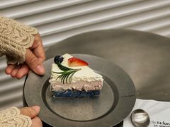 蝶豆花草莓巴斯克-iis:land(万菱汇店)