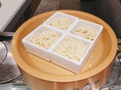 -龍歌自助小火锅(市南金茂湾店)